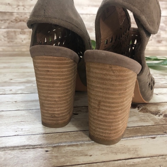 Jeffrey Campbell Quebec Suede Cutout Heeled Sandals - Picture 6 of 10